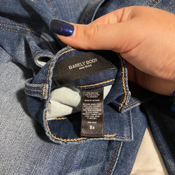 Express Jeans Mid Rise Boot Cut - Picture 6 of 6